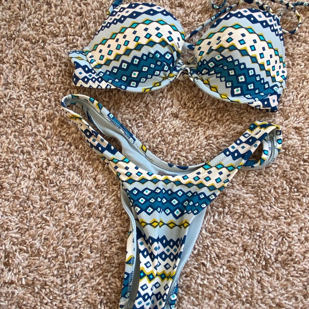SALE! Aerie blue Aztec bikini